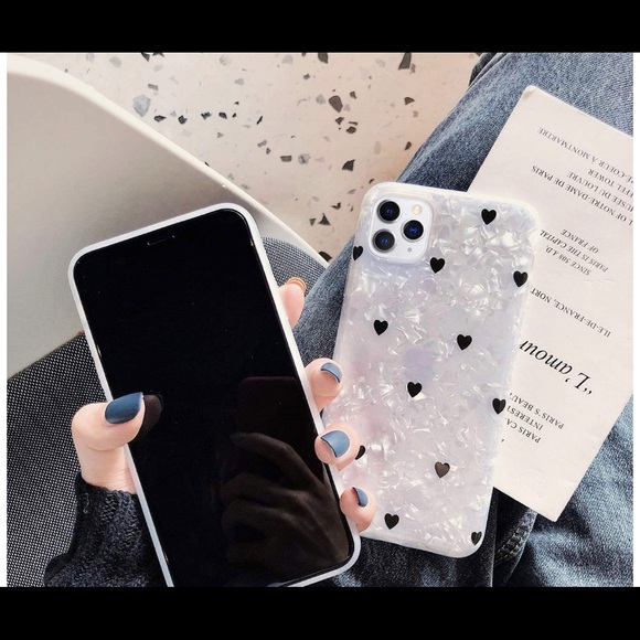 iPhone 11 Pro Max case - Picture 2 of 5